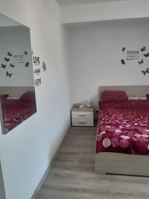 Vând apartament cu 2 camere, situat în zona Fundeni   Aleea Sargetia, într-o zonă liniștită  - imagine 10