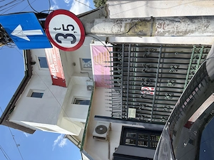 Proprietar,ofer spre închiriere 2apartamente cu 2 camere la etajul 2 și 1aprtament 5 camere la 1 - imagine 2
