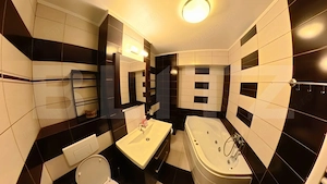 Apartament 3 camere, 84 mp, zona Centrala - imagine 9