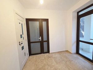 Proprietate renovata in oras toate utilitatile LIBERA st 380 mp - imagine 3