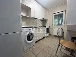 Apartament 2 camere partern, zona Confectii+ parcare - imagine 4