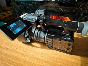 Camera video profesionale Panasonic AG-AC30   Stare excelentă! - imagine 2