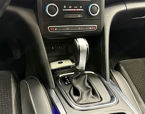 Renault megane energy tce 130 edc intens - imagine 13