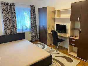 Apartament spațios 3 camere, 80 mp, etaj 2, Soarelui - imagine 3