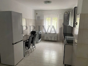 Apartament spațios 3 camere, 80 mp, etaj 2, Soarelui - imagine 4