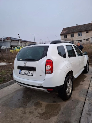 Vând dacia Duster - imagine 4