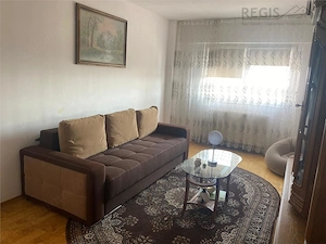 Apartament 3 camere decomandat | Calea Bucure #537;ti | Luminos  #537;i spa #539;ios - imagine 2