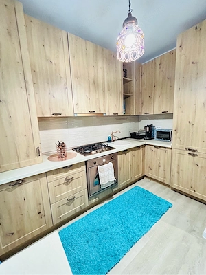 Proprietar, Inchiriez apartament pe termen lung, dotat utilat regim hotelier - imagine 2