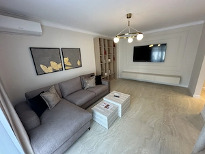 Apartment deosebit cu curte proprie se vinde complet mobilat - imagine 4