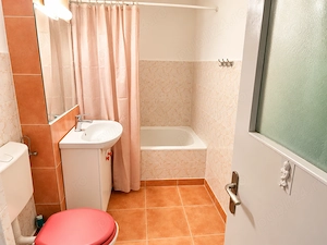 Apartament 4 camere decomandate, etaj 2 4   zona George Enescu, Suceava - imagine 8