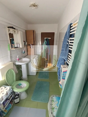 Apartament spațios cu 3 dormitoare și balcon | Zona Calea Șagului - imagine 5