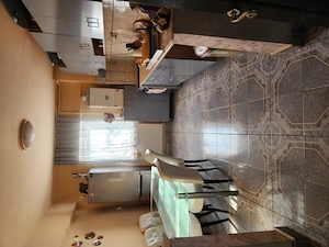 Vând apartament cu 2 camere micro 16 etaj 1