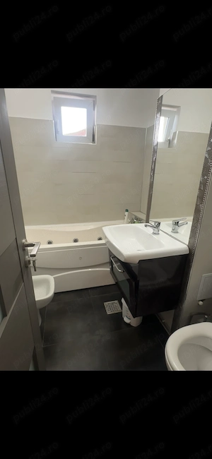 Apartament cu 3 camere de inchiriat - imagine 8