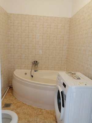 Inchiriez apartament 3 camere central Deva - imagine 4
