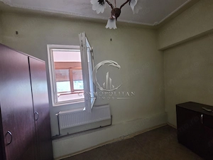 Apartament deosebit cu scara interioara si 4 camere ~ pozitie centrala - imagine 6
