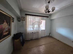 Apartament deosebit cu scara interioara si 4 camere ~ pozitie centrala - imagine 9