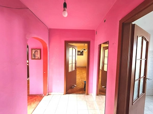 Vând apartament cu 4 camere , confort 1,etajul 3, Bulevardul Cetății  - imagine 20