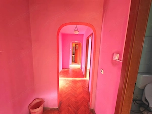 Vând apartament cu 4 camere , confort 1,etajul 3, Bulevardul Cetății  - imagine 19