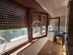 Apartament deosebit cu scara interioara si 4 camere ~ pozitie centrala - imagine 3