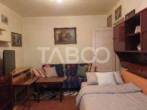 Comision 0% Garsoniera 25 mp etaj 2 debara balcon Terezian Sibiu - imagine 5