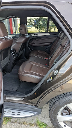 Mercedes-Benz ML 350 4 Matic , Euro 6 , An fabricatie 2013 - imagine 9