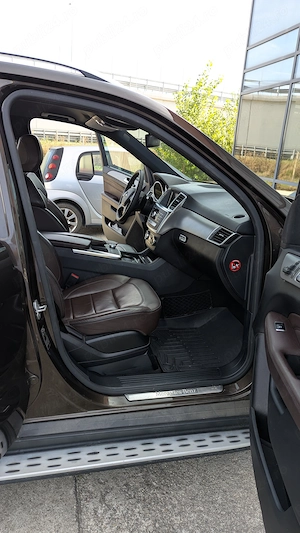 Mercedes-Benz ML 350 4 Matic , Euro 6 , An fabricatie 2013 - imagine 10