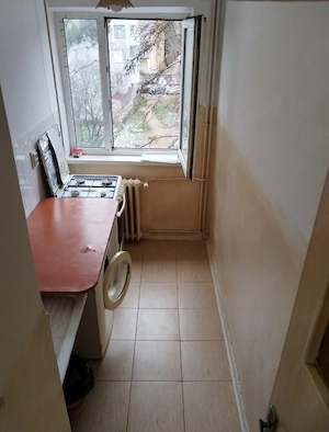 Apartament Cu 2 Camere Semidecomandate Etaj 3 Zona George Enescu - Universitate - imagine 4