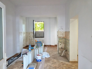 SPATIU COMERCIAL DE INCHIRIAT IN CALIMANESTI - imagine 9
