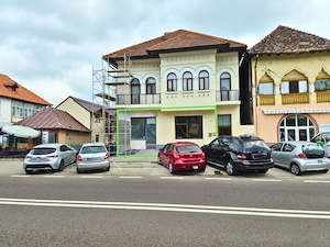 SPATIU COMERCIAL DE INCHIRIAT IN CALIMANESTI - imagine 3