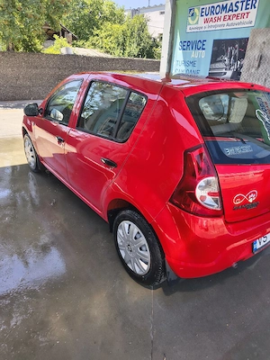 Dacia Sandero 2011 - imagine 3