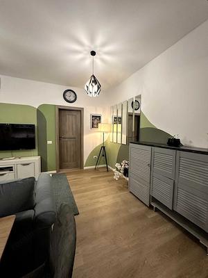 Spre închiriere apartament cu 3 camere, 2 băi, balcon, 70 mp, Calea Girocului - imagine 2