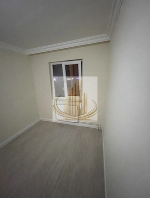 Apartament 2 camere cu balcon și centrală inclusă în preț