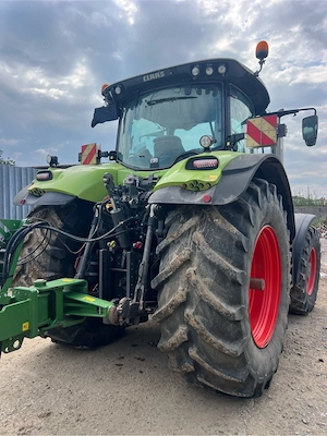 Tractor Claas Axion 870 - imagine 2