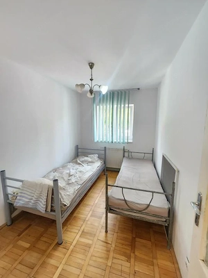 Închiriez apartament pentru 6 persoane Cazare muncitori sau studenți  - imagine 6