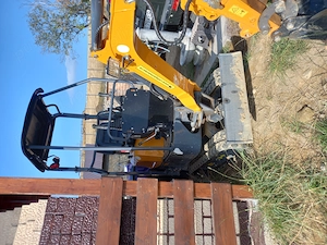 Mini excavator macao stx11 - imagine 6