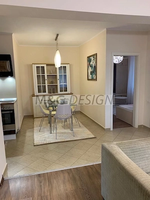 3 camere zona Complex Studentesc etaj 1  CENTRALA PROPRIE, curte - imagine 2