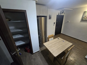 Exclusivitate. Aproape de Spitalul Judetean. Mobilat. Boxa la subsol.  - imagine 7