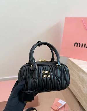 Miu Miu geantă de damă, piele naturală