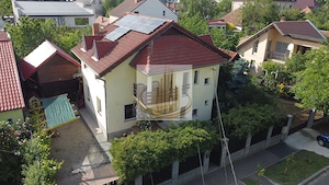 Casă P+E+Pod înalt, teren 574 mp, garaj și fotovoltaice – Zona Lipovei - imagine 2
