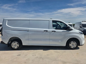 Ford Transit Custom L2H1 - imagine 8