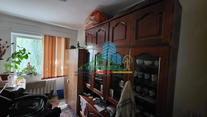 Apartament 3 camere la etajul 1 – Zonă Comisariat
