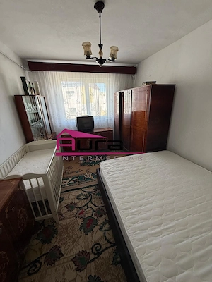 Apartament 2 camere zona Neptun - imagine 10