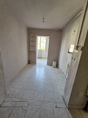 Apartament 3 camere Aradului-Str. Orsova nr 19 - imagine 3