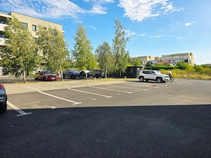 OTOPENI – 3 LOCURI DE PARCARE DE VÂNZARE, LÂNGĂ PARCUL UNIRII