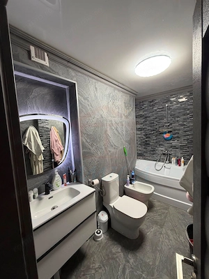 De vanzare apartament 3 camere Parter Mazepa 1 - imagine 14