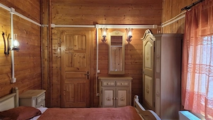 DOMENIU DE 2.1 HA CU 2 CABANE LAC SI PADURE - OPORTUNITATE PENTRU TURISM SI RETREATURI - imagine 19