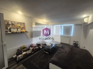 Vand apartament 2 camere Centru - imagine 14