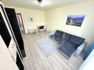 Apartament 2 camere I decomandat I zona Titulescu I Piata Cipariu