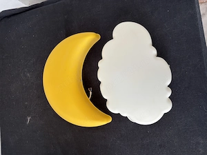 UPPLYST Aplică LED, nor alb si luna galbena IKEA 