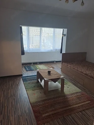 Apartament 1 camera decomandat etaj 3 mare Liceul Auto Freidorf centrala proprie mobilat utilat - imagine 3
